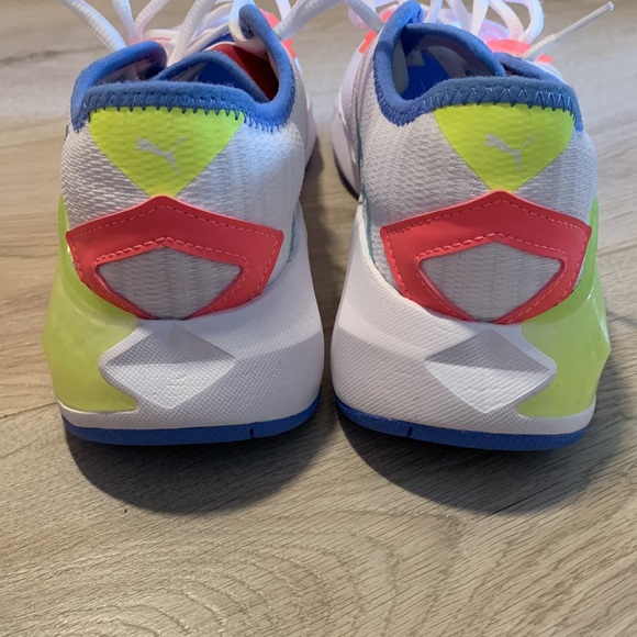 NWOT PUMA Cell Plasmic Sneakers Women's size 7 - Picture 5 of 15